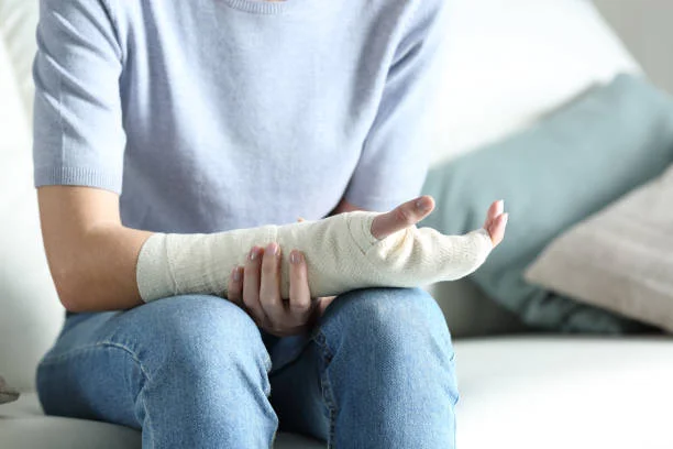 Best Fractures Treatment in Sector 41, Noida