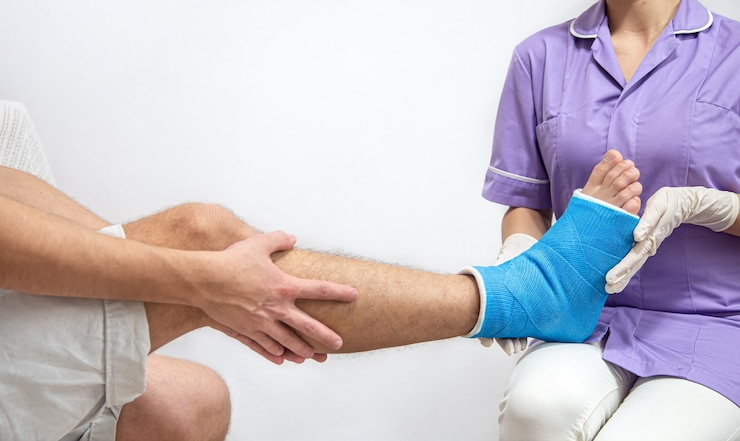 Best Fracture Treatment in Noida