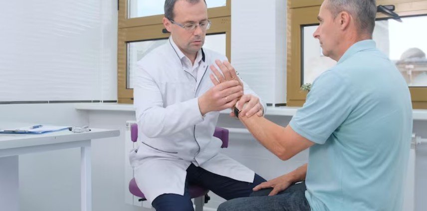 Best Arthritis of Joint Treatment in Noida